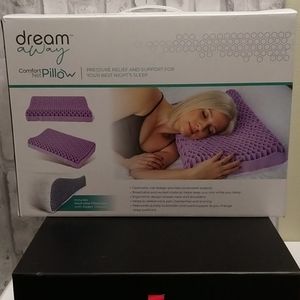 Dream Away Comfort Net Pillow NEW